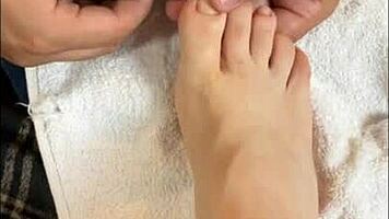 talking to followers showing my feet