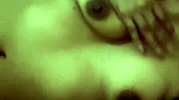 Me Masturbo Solita Deseando Una Grande Verga