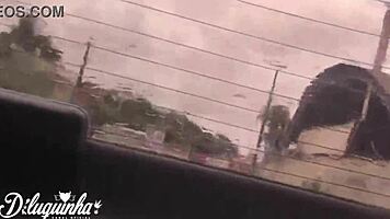 Novinha Masturba No Uber E Dá Cuzinho No Final