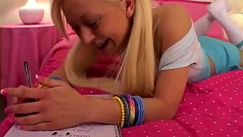 Lil lexy feels pleasure fingering solo