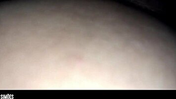 Que tesão esse pau grande na minha buceta - morena gostosa dona de uma bunda suculenta