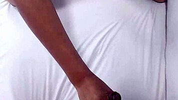 Stepsister in shorts seduces stepbrother with delicious assplay tease