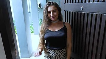 Stunner Sucks Me Off With A Condom On