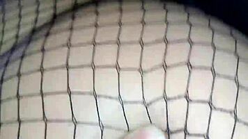 puta latina culona pone bien cachonda para que le follen el culo