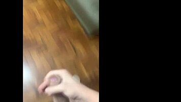 The Choice: Two Reais or a Mysterious Blowjob Leading to Facial