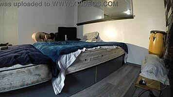 scarlett johnson solo-fuck left