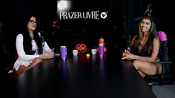 Tamanho Não É Documento Contou Sobre Sua Vida No Exibisionismo E Seus Lugares Preferidos Para Transar – Casal Fada Prazeres Sheer Red Halloween