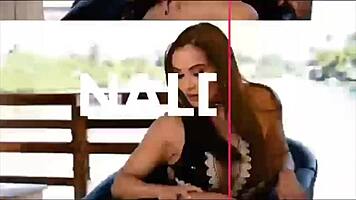 Exibindo A Buceta Para Levar Pau No Cuzinho Do Vizinho!