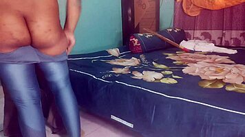 Desi girl wants boyfriend fuck juicy pussy