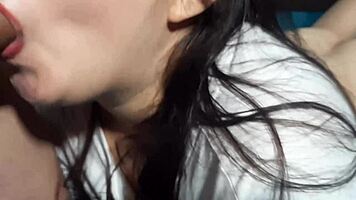 Hermosa Chupando Verga