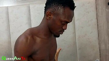 Divas engage in raw sex with rough blowjob and cumshot