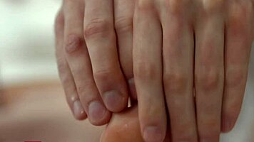 oh luna rishi, that foot massage led to redhead fucking!