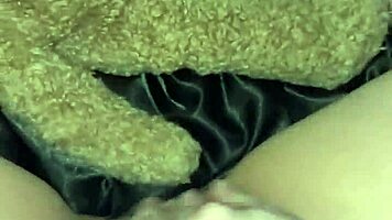Intense BBC Penetration Of Slutty Teen's Wet Tight Pussy With Creampie - Arabian Snowwhite Masturbates In Los Angeles USA