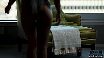 i'm petite milf beauty meghan leopard, getting fully naked for playboy