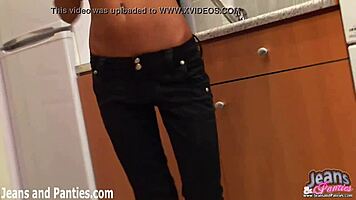 I, emo tomboy teen, takin off my skinny jeans