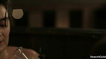 Gaby Hoffmann And Cherry Jones In Transparent