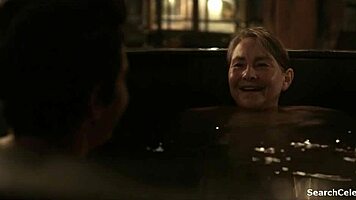 Gaby Hoffmann And Cherry Jones In Transparent