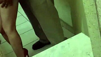 Cogiendo en la oficina