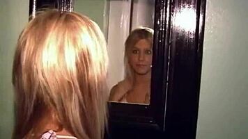 Lexy Lohan teases her perfect body in jacuzzi masturbation