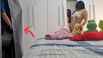 Help me with this handjob