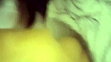 爱鸟公主-约蜜桃臀回家做爱,她居然看着黄片高潮了 😏