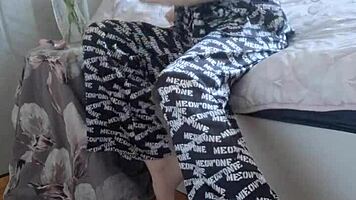 Elza Kom Nylon Tights Fetish Worship