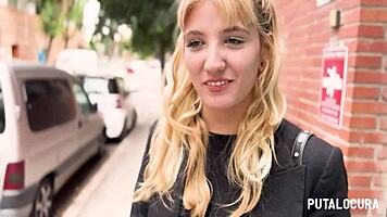 Putalocura - La Argentina Caliente Agustina Pillada Por Torbe En La Calle Y Se Lo Folla