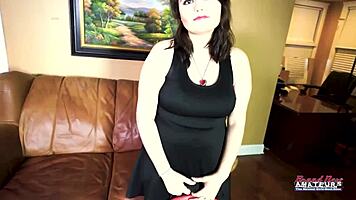 Trinity Deepthroats Juicy Cock