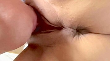 amateur pink pussy 279 days after losing her virginity gets licked and creampied