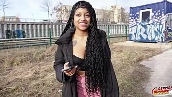 German Scout - Latina Ebony Vicky Menage mit großen hängenden Titten beim Casting-Fick