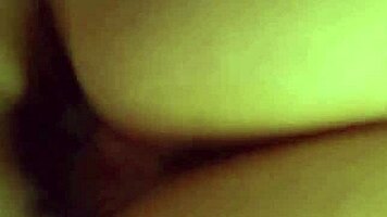 namorada sentando de costas in doggystyle