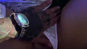 Big cumshot on my pussy?