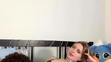 Candid Teen Cam Show