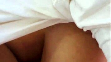 Desi village girl's tight pussy gets outdoor pounding with moans 💦🌳