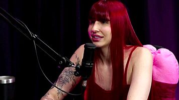 did you catch alie oficial's hot threesome masturbating and licking pussy?