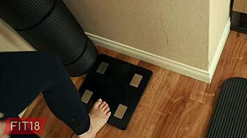 fit becky summer 103lbs creampied in tight leotard casting