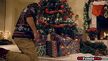 hey kenzie reeves wanna dildo play before christmas threesome fuck?