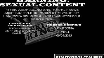 alessandra marques bounces amazing brazilian ass on tony tigrao