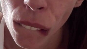 Candie cross bites lip sliding tiny ass onto raw shaft juicy bounce