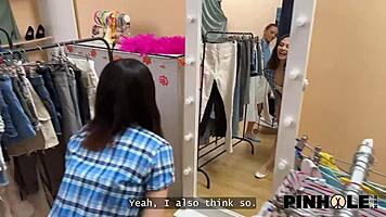 Pinhole spy fucks shaved ass while vibrator stuffs pussy