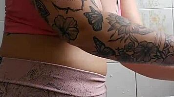 calling neighbor for lunch in shorts splitting my swollen pussy