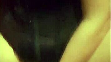 Hey tess this curvy teen ass shakes while toying