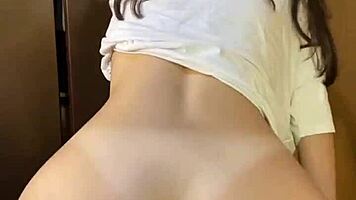 Big ass girlfriend grinds lap dance riding cock passionately