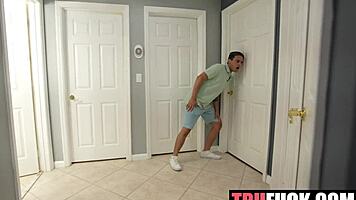 taylor wild teaches leo intense blowjob and doggystyle pounding