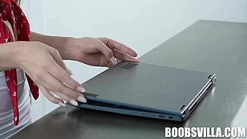 parker ambrose and serena hill blowjob stress relief