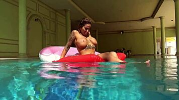 god heidi's juicy milf ass and big tits tease me poolside non-stop