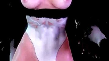 trans 2b struts her huge cock gets sucked hard 🍆💦
