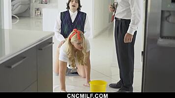 Thick curvy milf lets young guy use her body during chores