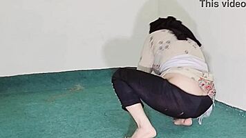 muslim maid, show that big ass through your see-through pajamas? 😈🍑