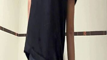 morena slut begs for raw fuck in public bathroom